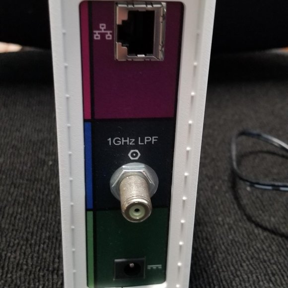 ARRIS SURFboard SB6141 DOCSIS 3.0 Cable Modem - Picture 2 of 5